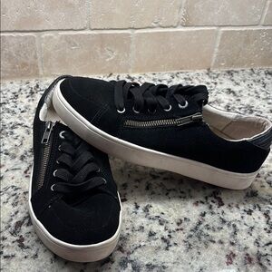 Revitalign Women's suede Sneakers with Zipper Detail